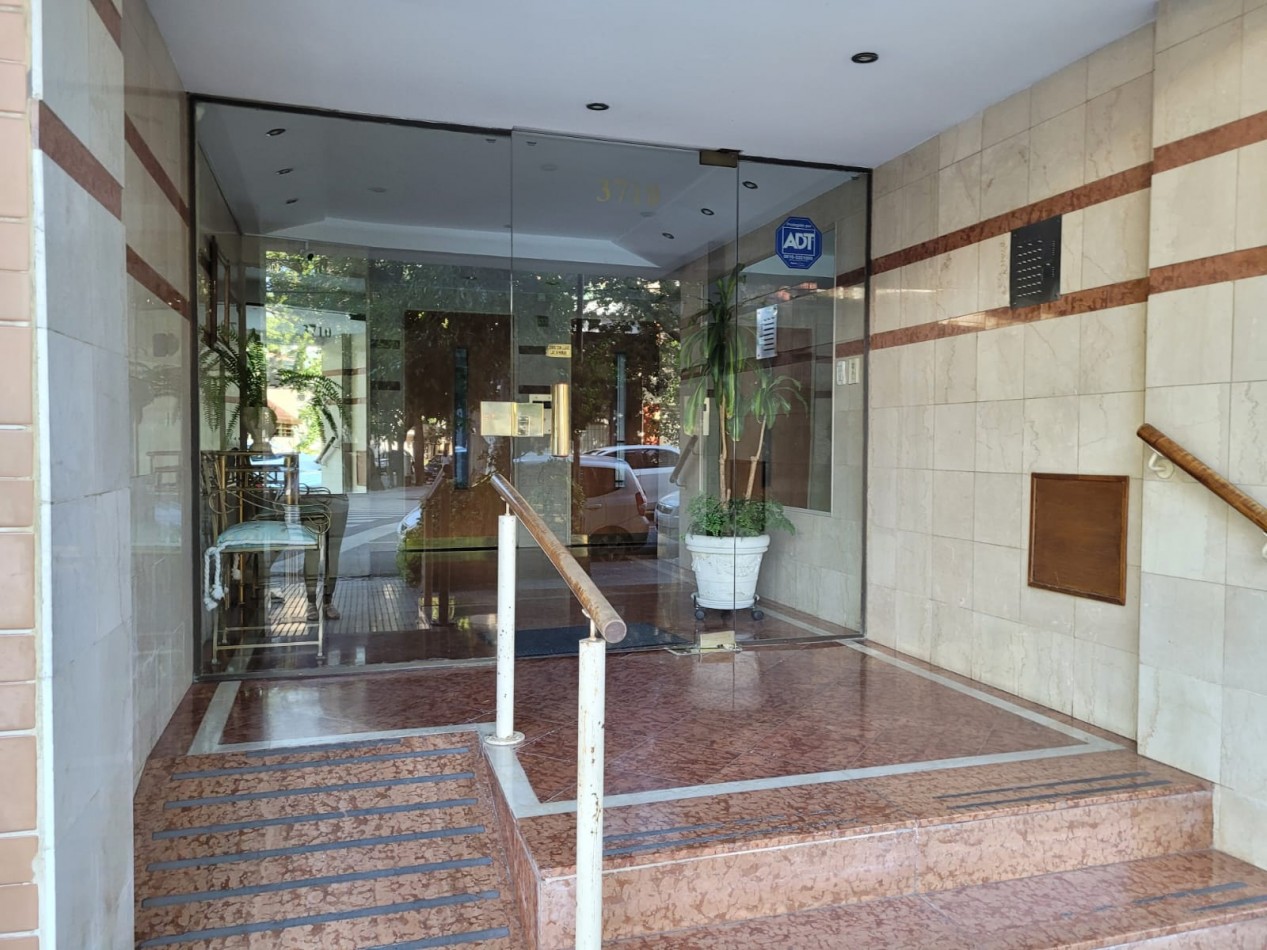 Departamento 2amb Villa Urquiza con cochera fija + balcon 