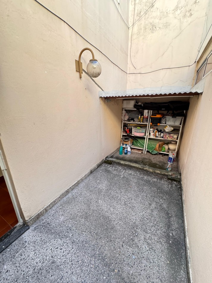 VENTA PH 2 Amb con Jardin y Parrilla Sin Expensas