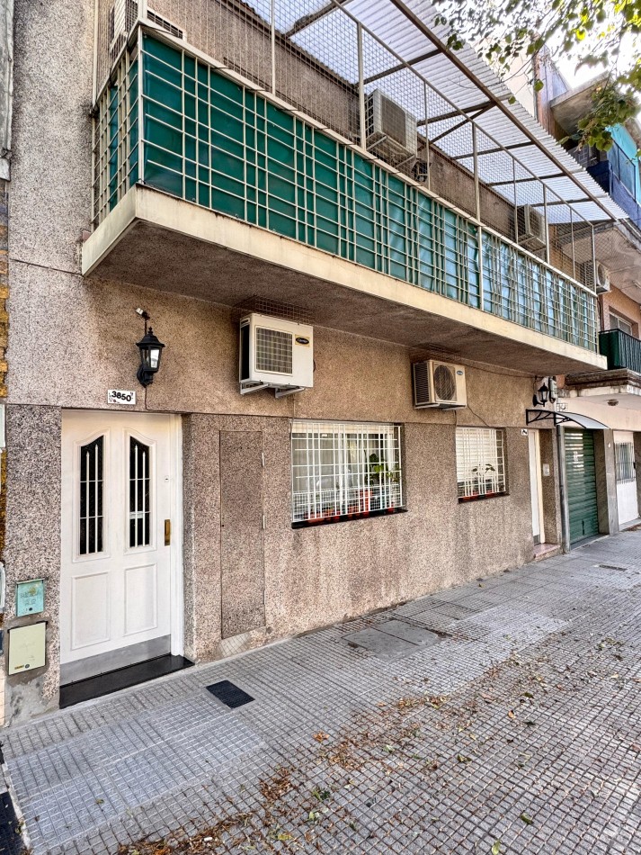 VENTA PH 2 Amb con Jardin y Parrilla Sin Expensas