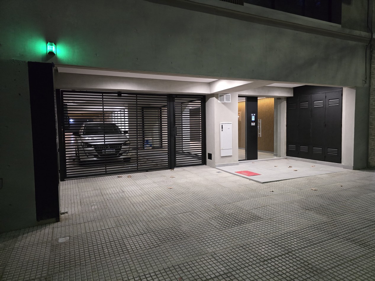 ALQUILADO. ALQUILER. Departamento de 3 Ambientes. VILLA URQUIZA. Al Frente a Estrenar con Toilette, Patio y Parrilla