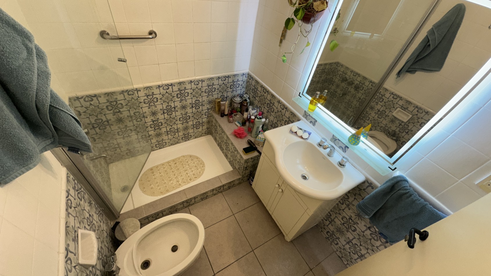 VENDIDO. VENTA. DEPARTAMENTO 3AMB RECOLETA. CON BALCON Y COCINA INDEPENDIENTE