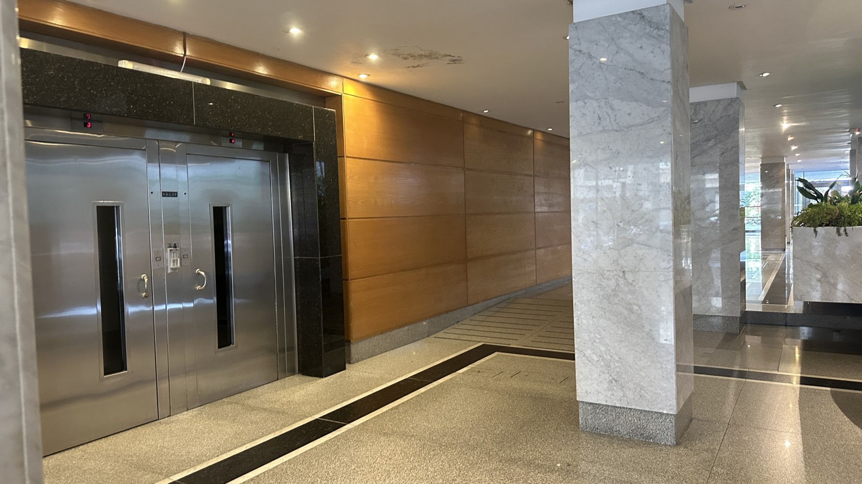 VENDIDO. VENTA. DEPARTAMENTO 3AMB RECOLETA. CON BALCON Y COCINA INDEPENDIENTE