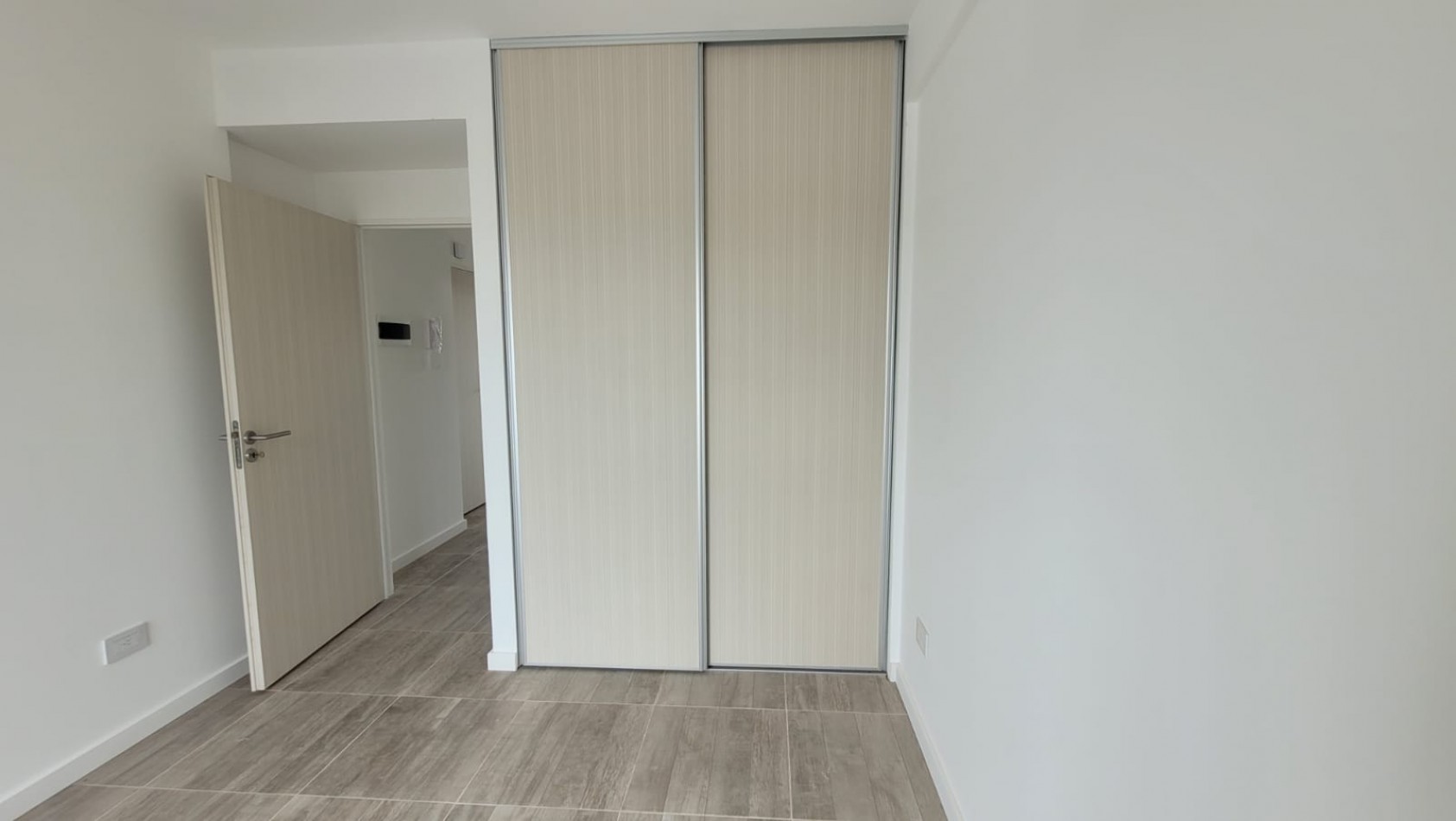 ALQUILADO. Semipiso 2 Ambientes a Estrenar con Balcon. VILLA URQUIZA