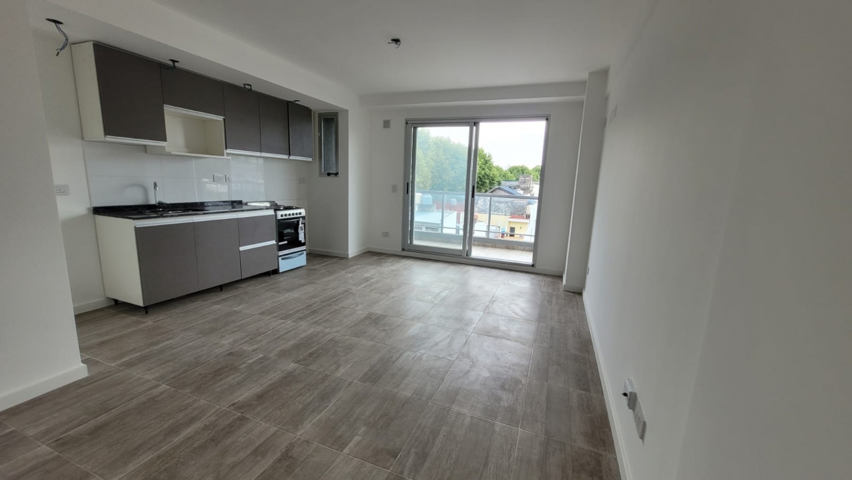 ALQUILADO. Semipiso 2 Ambientes a Estrenar con Balcon. VILLA URQUIZA