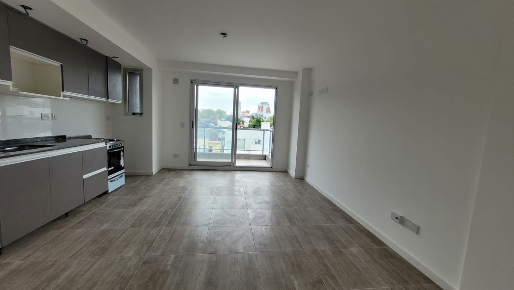 ALQUILADO. Semipiso 2 Ambientes a Estrenar con Balcon. VILLA URQUIZA
