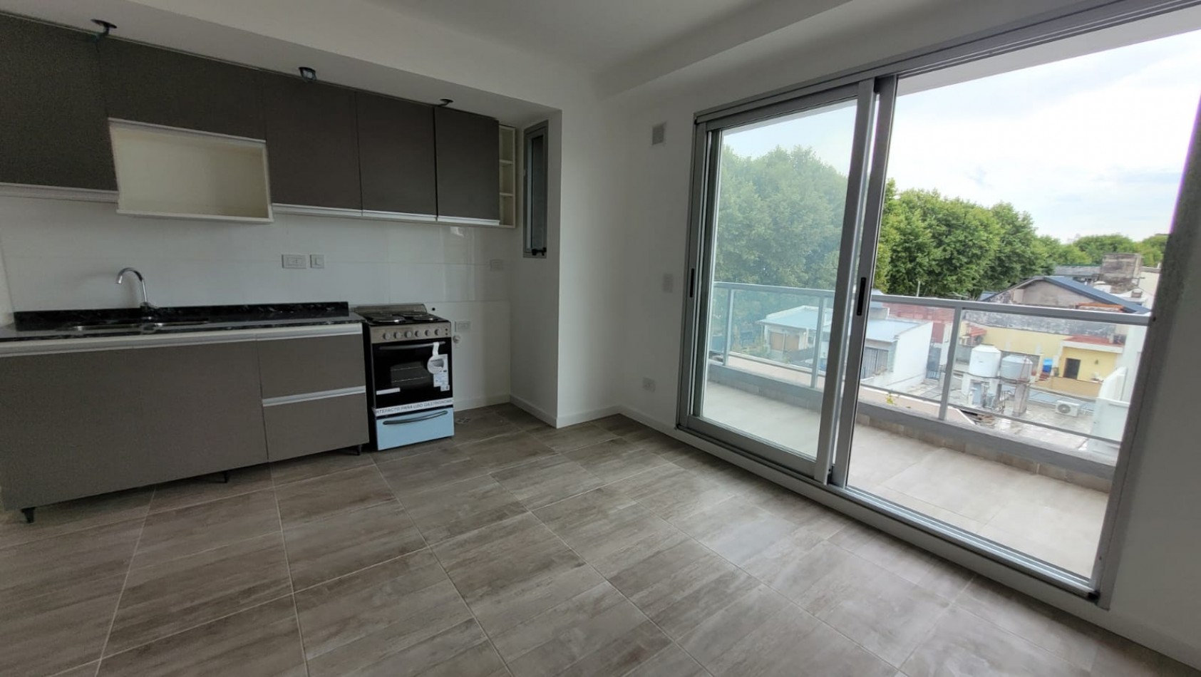 ALQUILADO. Semipiso 2 Ambientes a Estrenar con Balcon. VILLA URQUIZA