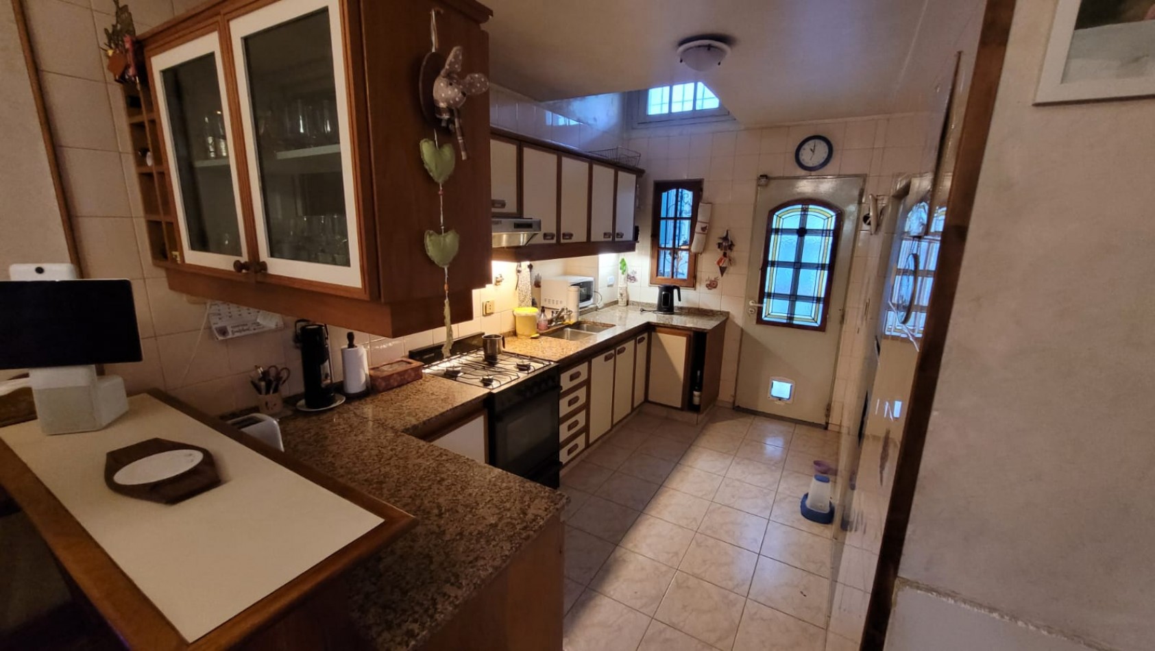 EN VENTA. PH 5 Ambientes tipo duplex.  Cochera, Patios, Terraza y Pileta. SAAVEDRA