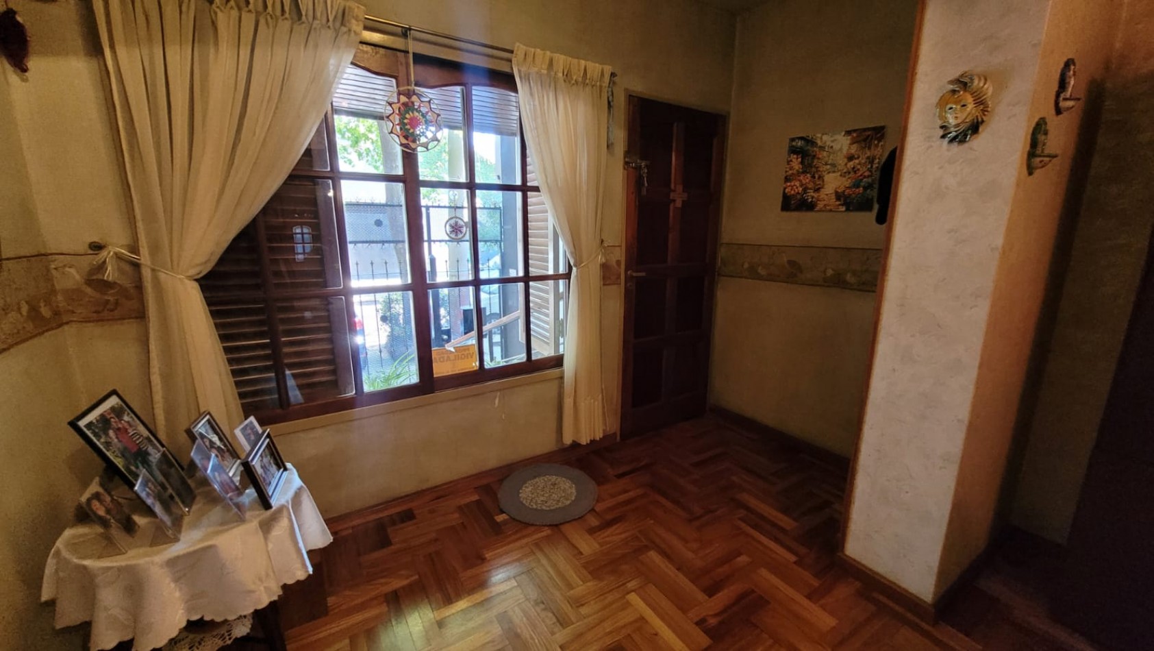 EN VENTA. PH 5 Ambientes tipo duplex.  Cochera, Patios, Terraza y Pileta. SAAVEDRA