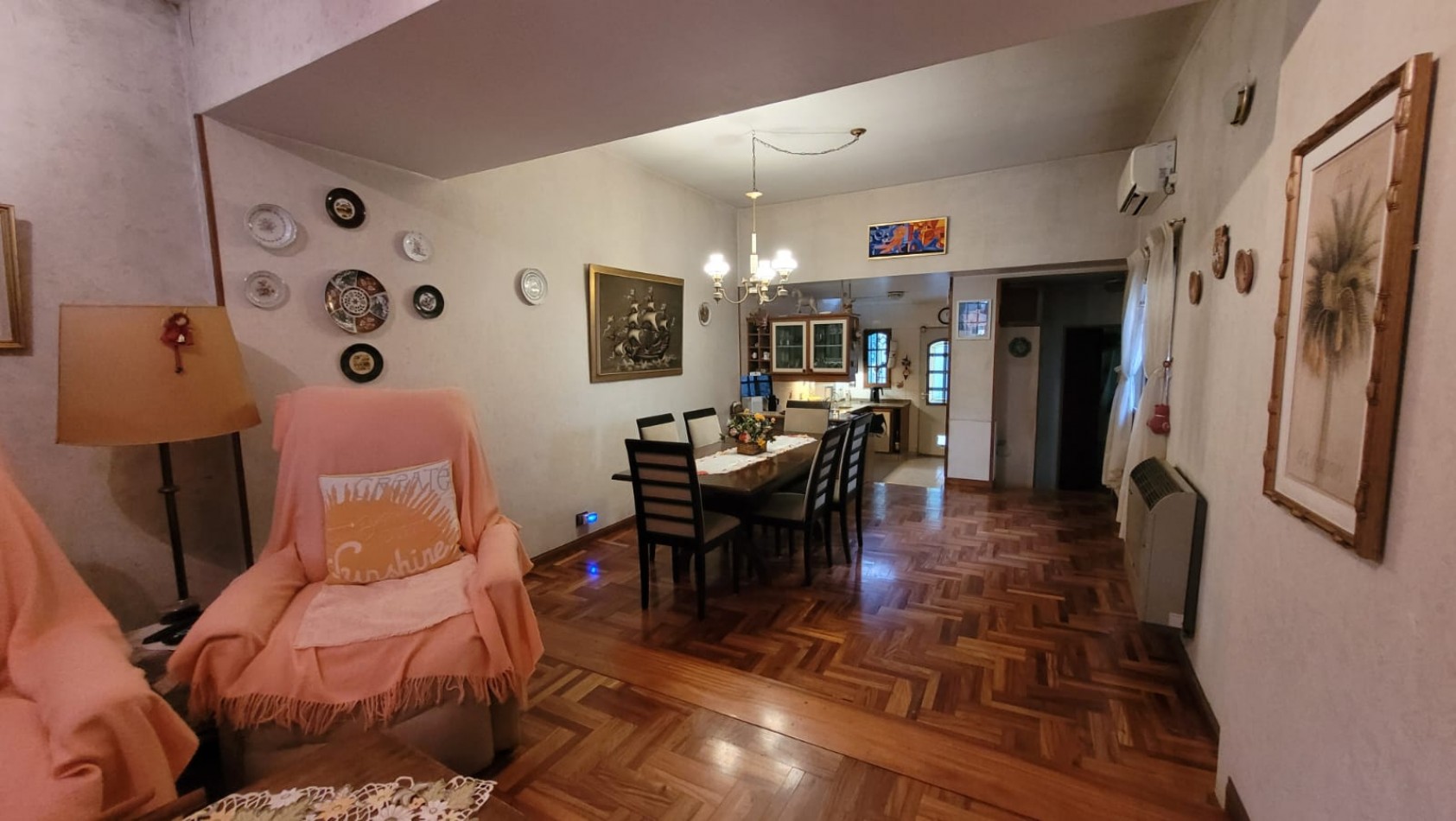 EN VENTA. PH 5 Ambientes tipo duplex.  Cochera, Patios, Terraza y Pileta. SAAVEDRA