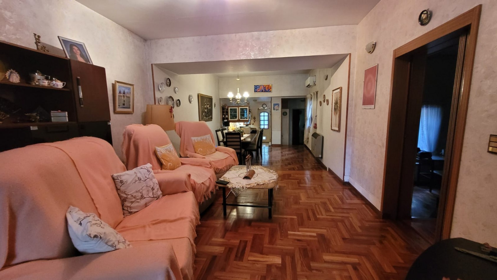 EN VENTA. PH 5 Ambientes tipo duplex.  Cochera, Patios, Terraza y Pileta. SAAVEDRA