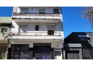 VENDIDO. VENTA. VILLA PUEYRREDON. Departamento 2 Ambientes Apto Credito. Cocina Independiente a Reciclar. Por Escalera. OPORTUNIDAD
